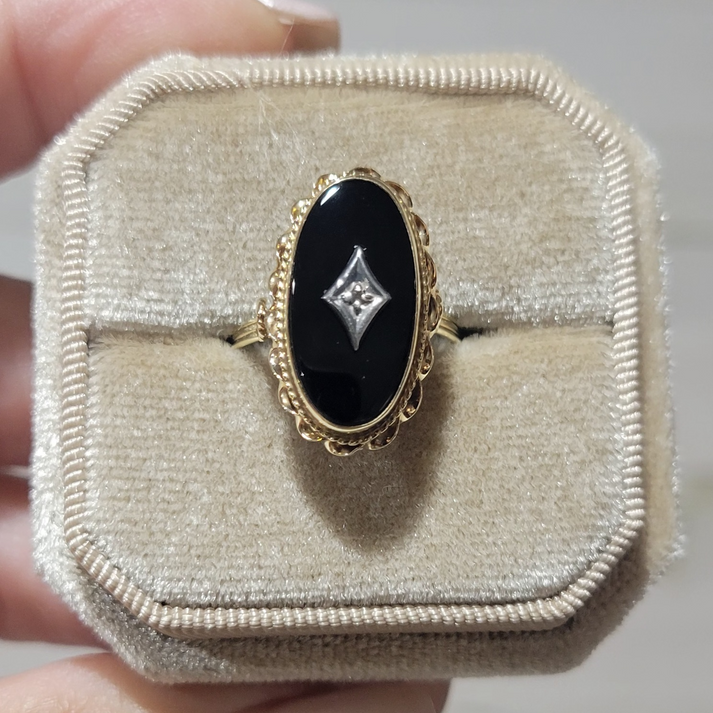 Vintage Black Onyx and Diamond 10K Yellow Gold Ring