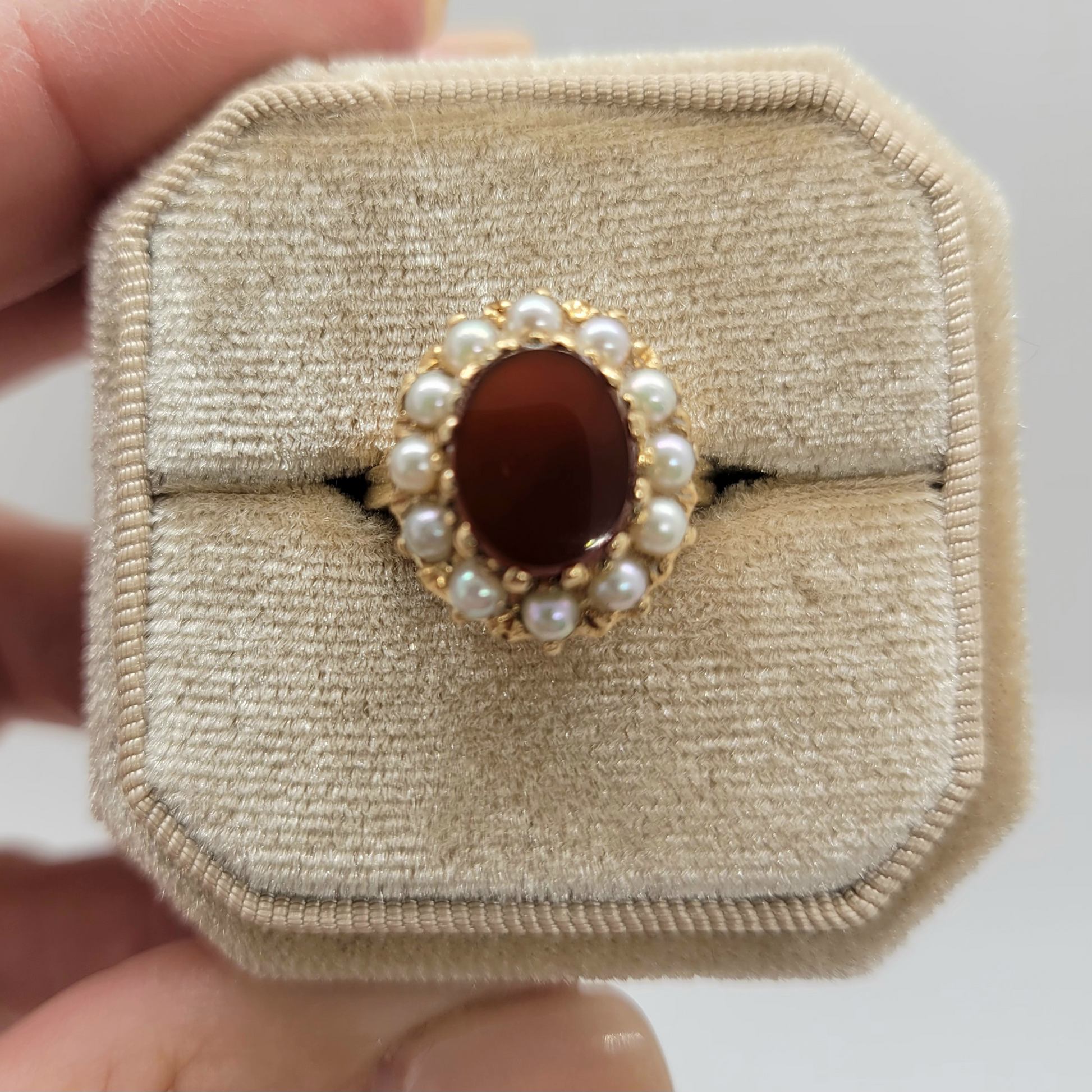 Vintage Carnelian and Pearl 14K Yellow Gold Ring