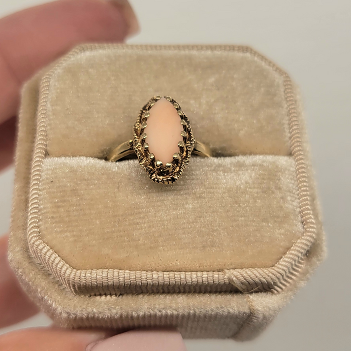 Vintage Coral 10K Yellow Gold Ring